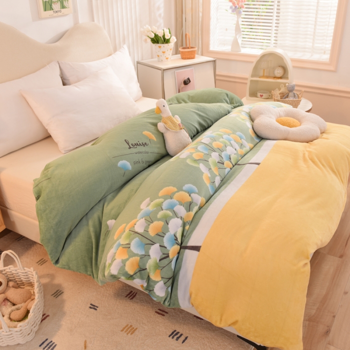 91家纺网 家纺一手货源 找家纺 美达新款牛奶绒印花床笠款四件套（床笠高度30cm） 梦幻银杏