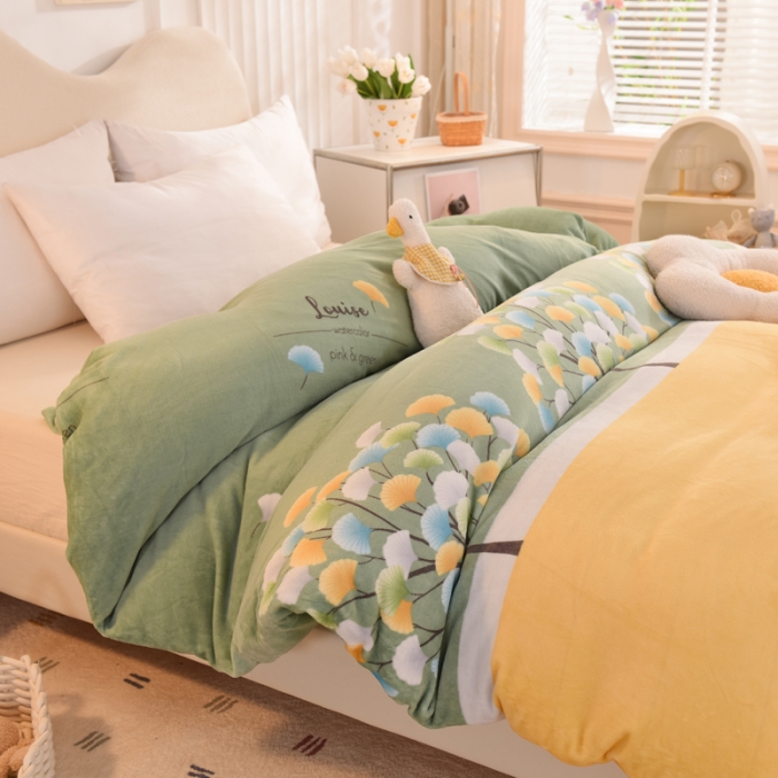 91家纺网 家纺一手货源 找家纺 美达新款牛奶绒印花床笠款四件套（床笠高度30cm） 梦幻银杏