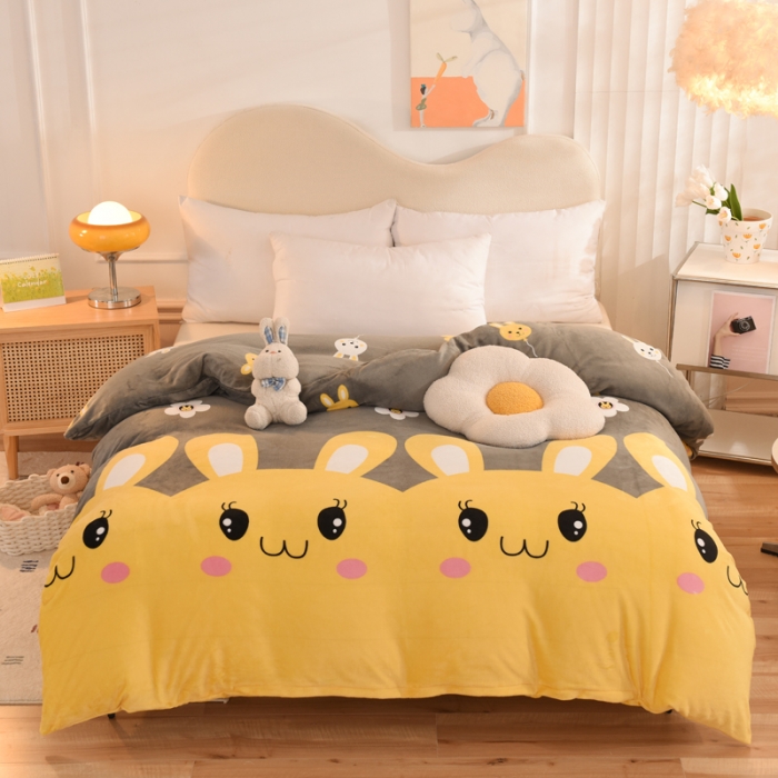 91家纺网 家纺一手货源 找家纺 美达新款牛奶绒印花床笠款四件套（床笠高度30cm） 小黄兔