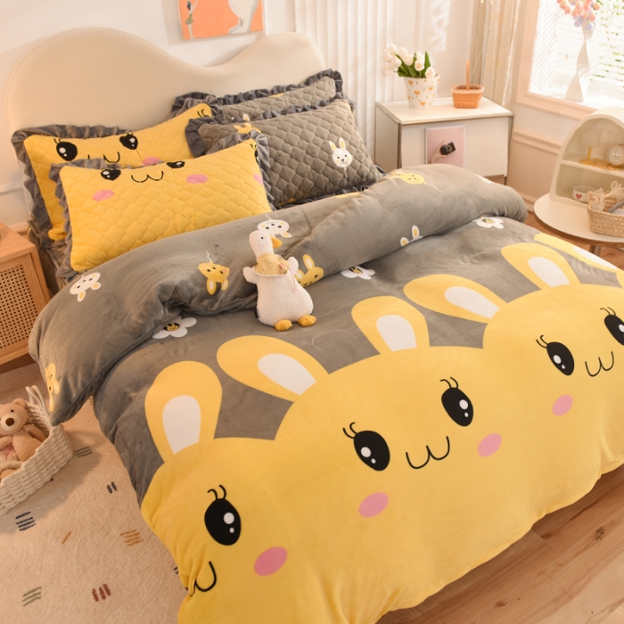 91家纺网 家纺一手货源 找家纺 美达新款牛奶绒印花床笠款四件套（床笠高度30cm） 小黄兔