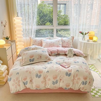 91家纺网 家纺一手货源 找家纺 2022新款爆款慕尚高克重田园风印花牛奶绒四件套 小花熊