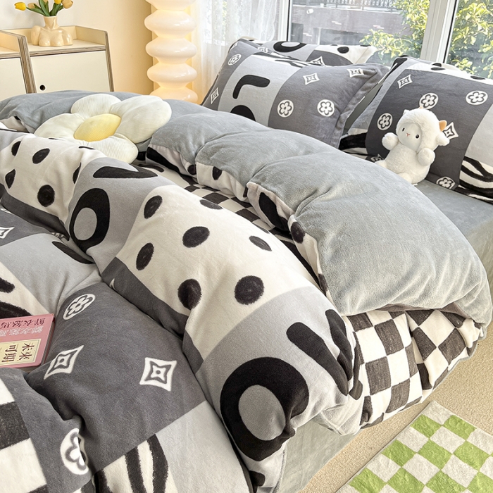 91家纺网 家纺一手货源 找家纺 2022新款爆款慕尚高克重田园风印花牛奶绒四件套 杜比