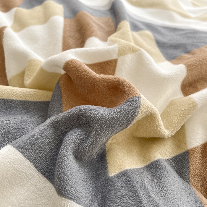 91家纺网 家纺一手货源 找家纺 2022新款爆款慕尚高克重田园风印花牛奶绒四件套 古雅