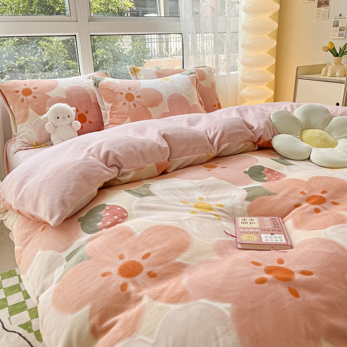 91家纺网 家纺一手货源 找家纺 2022新款爆款慕尚高克重田园风印花牛奶绒四件套 花蕾