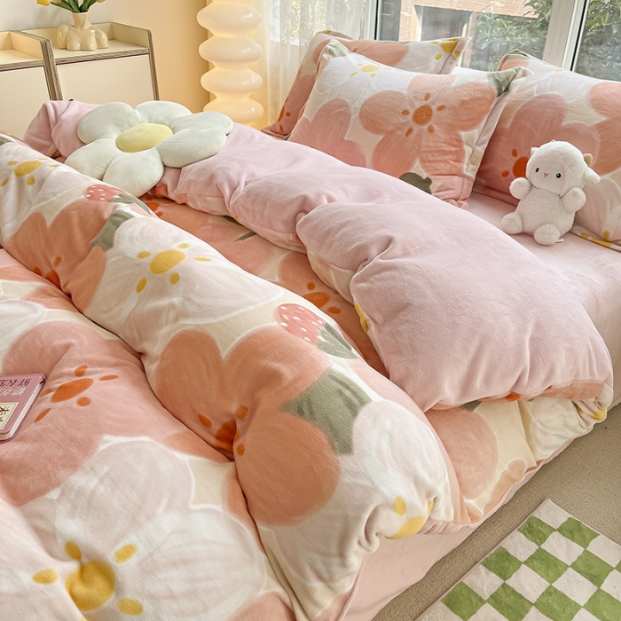 91家纺网 家纺一手货源 找家纺 2022新款爆款慕尚高克重田园风印花牛奶绒四件套 花蕾