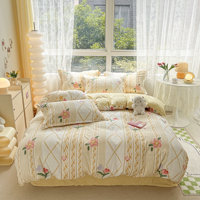 91家纺网 家纺一手货源 找家纺 2022新款爆款慕尚高克重田园风印花牛奶绒四件套 静谧