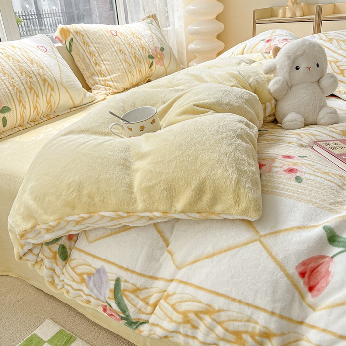 91家纺网 家纺一手货源 找家纺 2022新款爆款慕尚高克重田园风印花牛奶绒四件套 静谧