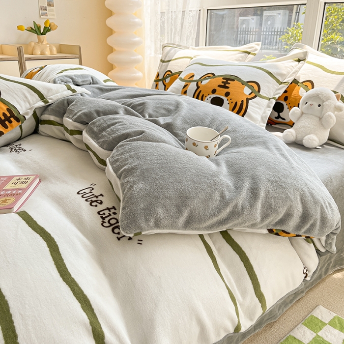 91家纺网 家纺一手货源 找家纺 2022新款爆款慕尚高克重田园风印花牛奶绒四件套 老虎