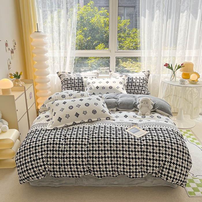 91家纺网 家纺一手货源 找家纺 2022新款爆款慕尚高克重田园风印花牛奶绒四件套 千鸟格