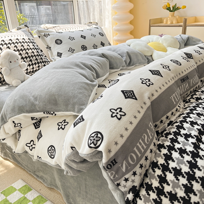 91家纺网 家纺一手货源 找家纺 2022新款爆款慕尚高克重田园风印花牛奶绒四件套 千鸟格