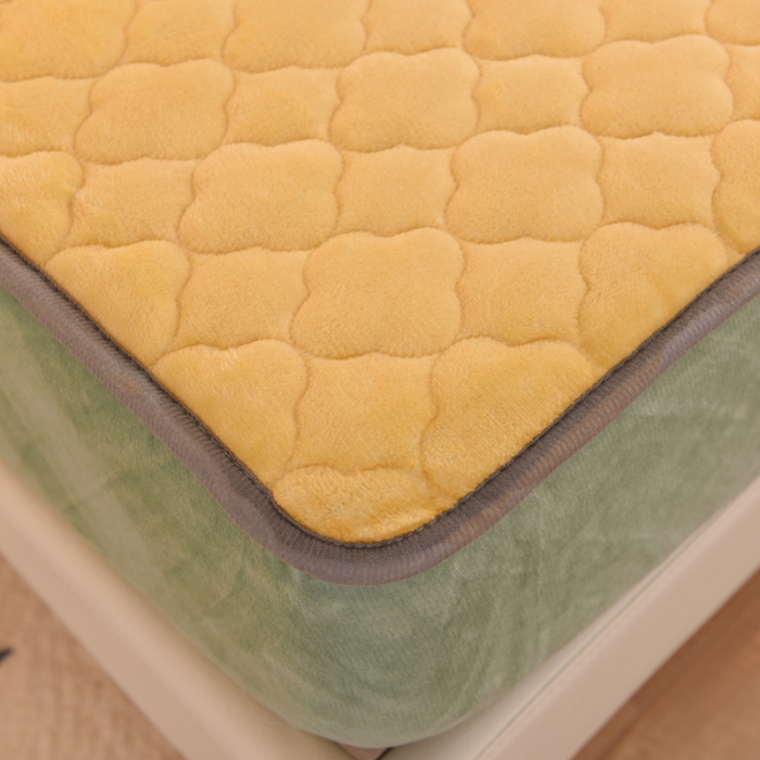 91家纺网 家纺一手货源 找家纺 2025美达秋冬爆款牛奶绒印花床笠三件套单床笠 梦幻银杏