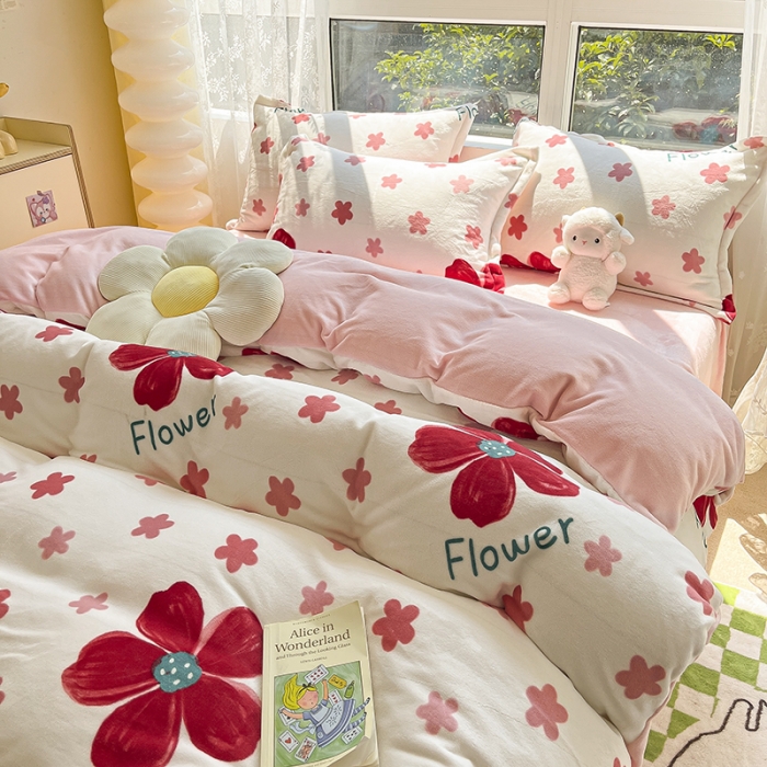 91家纺网 家纺一手货源 找家纺 2022新款爆款慕尚高克重田园风印花牛奶绒四件套 牵牛花