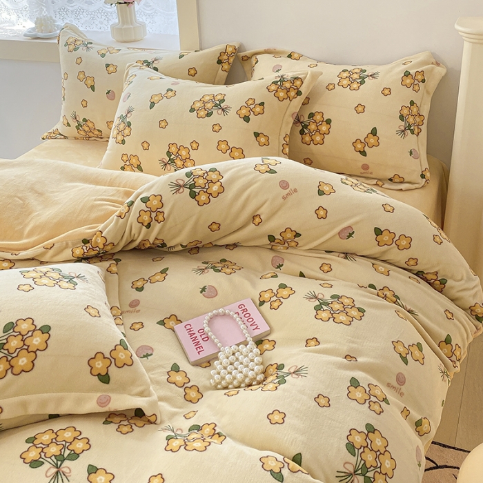 91家纺网 家纺一手货源 找家纺 沐慕  2022新款牛奶绒四件套 花儿朵朵