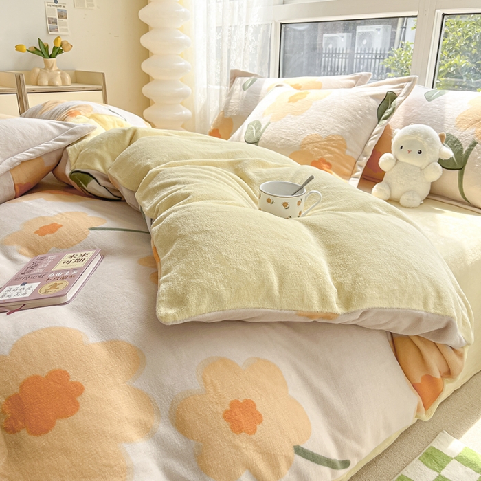 91家纺网 家纺一手货源 找家纺 2022新款爆款慕尚高克重田园风印花牛奶绒四件套 小黄花