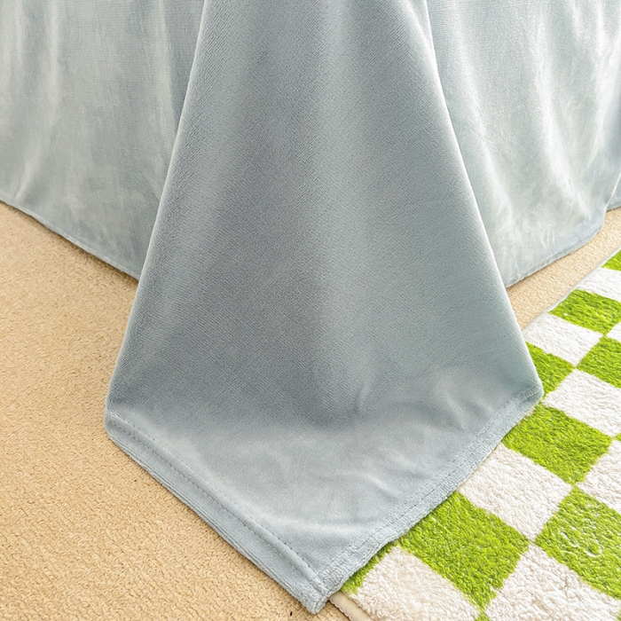 91家纺网 家纺一手货源 找家纺 2022新款爆款慕尚高克重田园风印花牛奶绒四件套 幸运花绒