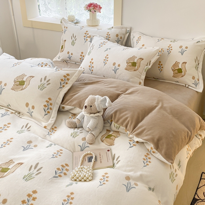 91家纺网 家纺一手货源 找家纺 沐慕  2022新款牛奶绒四件套 田园松鼠