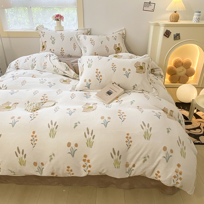 91家纺网 家纺一手货源 找家纺 沐慕  2022新款牛奶绒四件套 田园松鼠