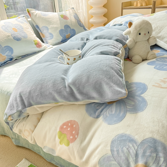 91家纺网 家纺一手货源 找家纺 2022新款爆款慕尚高克重田园风印花牛奶绒四件套 幸运花绒