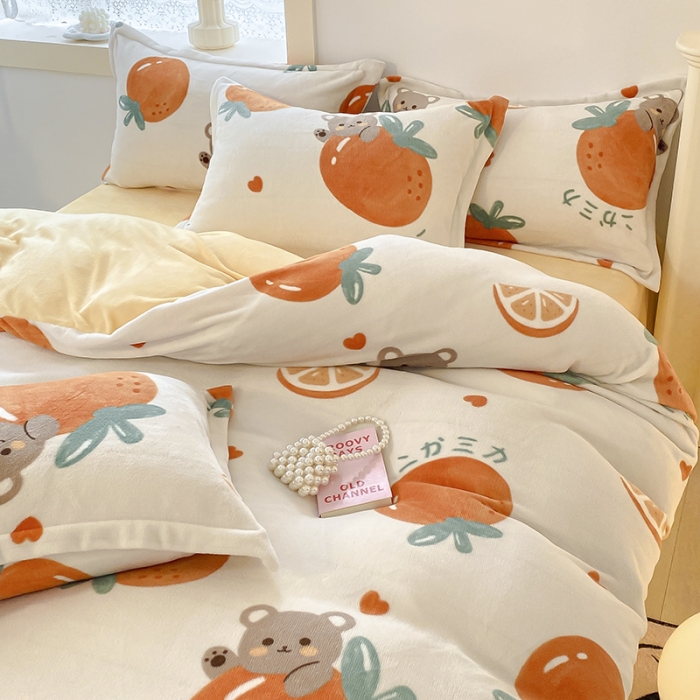 91家纺网 家纺一手货源 找家纺 沐慕  2022新款牛奶绒四件套 甜橙小熊