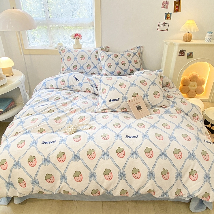 91家纺网 家纺一手货源 找家纺 沐慕  2022新款牛奶绒四件套 甜心草莓