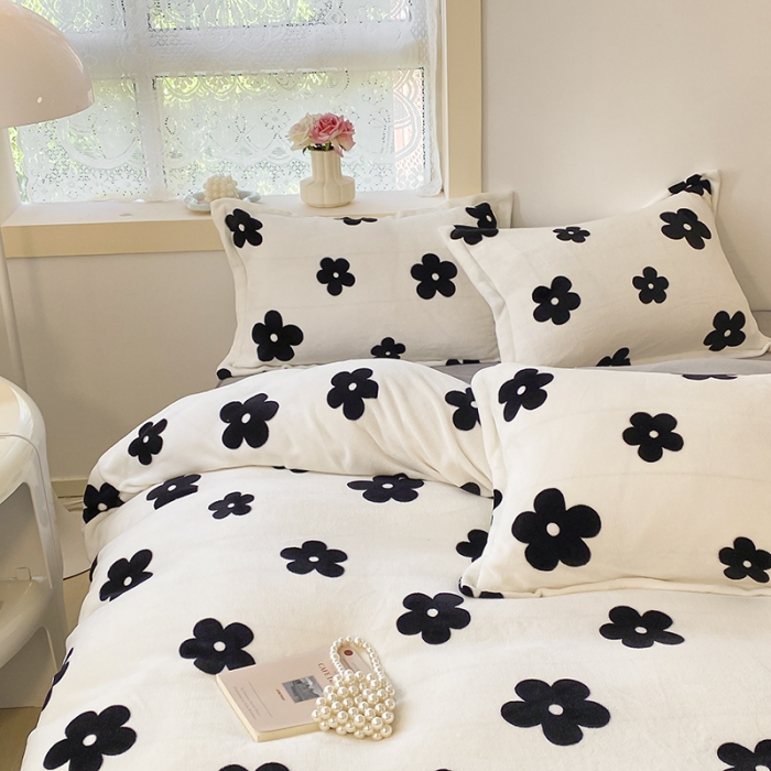 91家纺网 家纺一手货源 找家纺 沐慕  2022新款牛奶绒四件套 香系花花