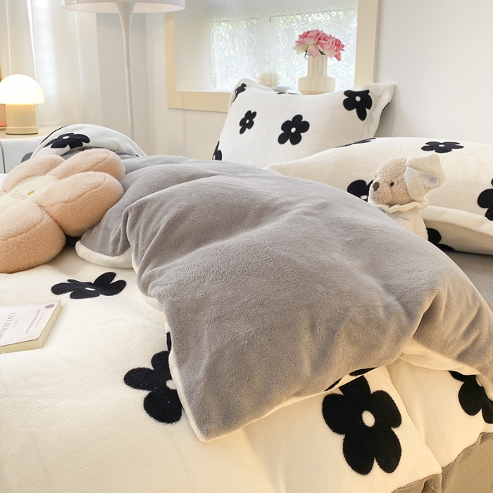 91家纺网 家纺一手货源 找家纺 沐慕  2022新款牛奶绒四件套 香系花花