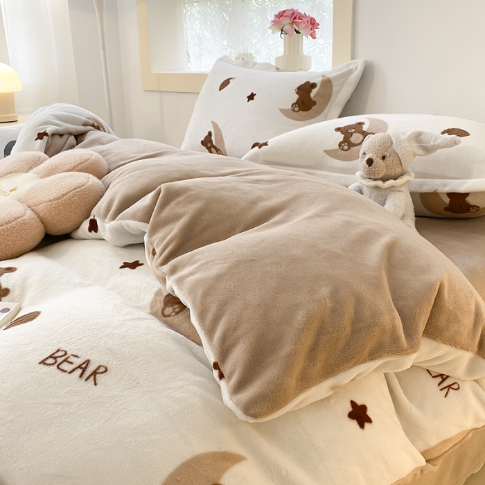 91家纺网 家纺一手货源 找家纺 沐慕  2022新款牛奶绒四件套 月亮船