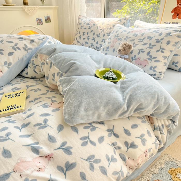 91家纺网 家纺一手货源 找家纺 桃子家居 2022新款ins小清新韩系加厚牛奶绒系列四件套 绒-萌萌兔1