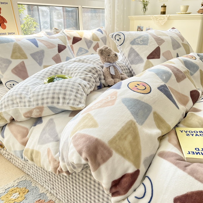 91家纺网 家纺一手货源 找家纺 桃子家居 2022新款ins小清新韩系加厚牛奶绒系列四件套 绒-微笑时光