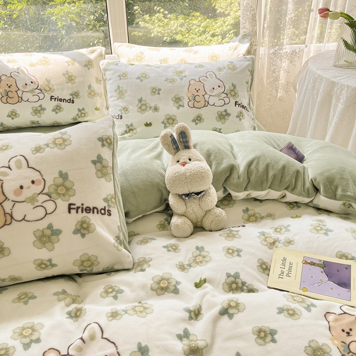 91家纺网 家纺一手货源 找家纺 桃子家居 2022新款ins小清新韩系加厚牛奶绒系列四件套 绒-熊兔小伙伴