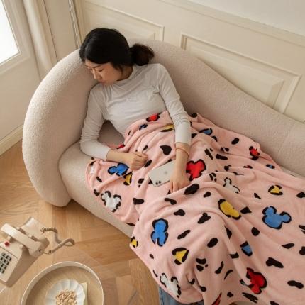 91家纺网 家纺一手货源 找家纺 舒梦琪爆款加厚小清新牛奶绒空调毯披肩毯卡通午睡毛毯 米奇豹纹