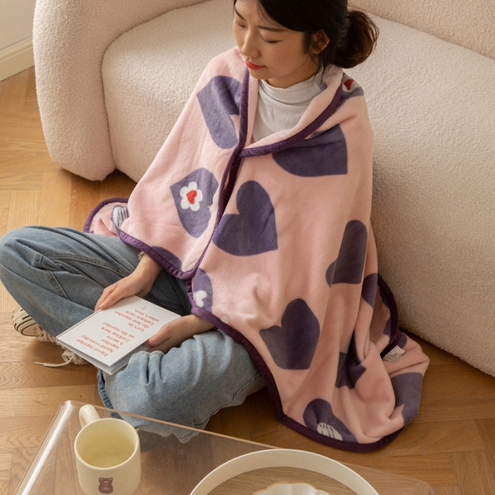 91家纺网 家纺一手货源 找家纺 舒梦琪爆款加厚小清新牛奶绒空调毯披肩毯卡通午睡毛毯 爱心满满