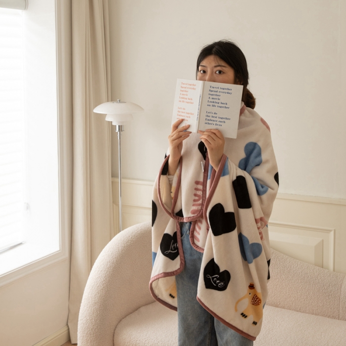 91家纺网 家纺一手货源 找家纺 舒梦琪爆款加厚小清新牛奶绒空调毯披肩毯卡通午睡毛毯 爱心小象