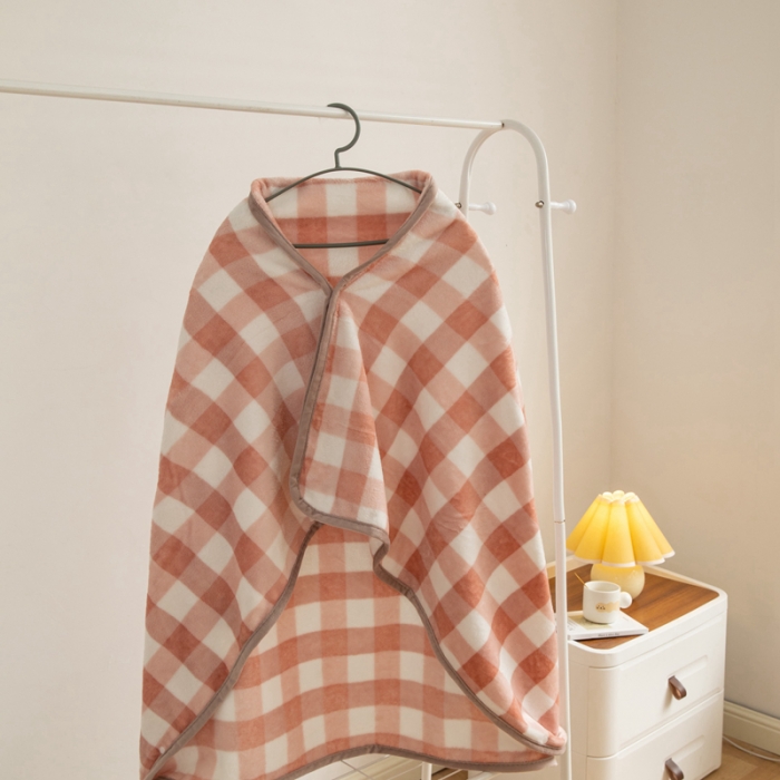 91家纺网 家纺一手货源 找家纺 舒梦琪爆款加厚小清新牛奶绒空调毯披肩毯卡通午睡毛毯 粉小格