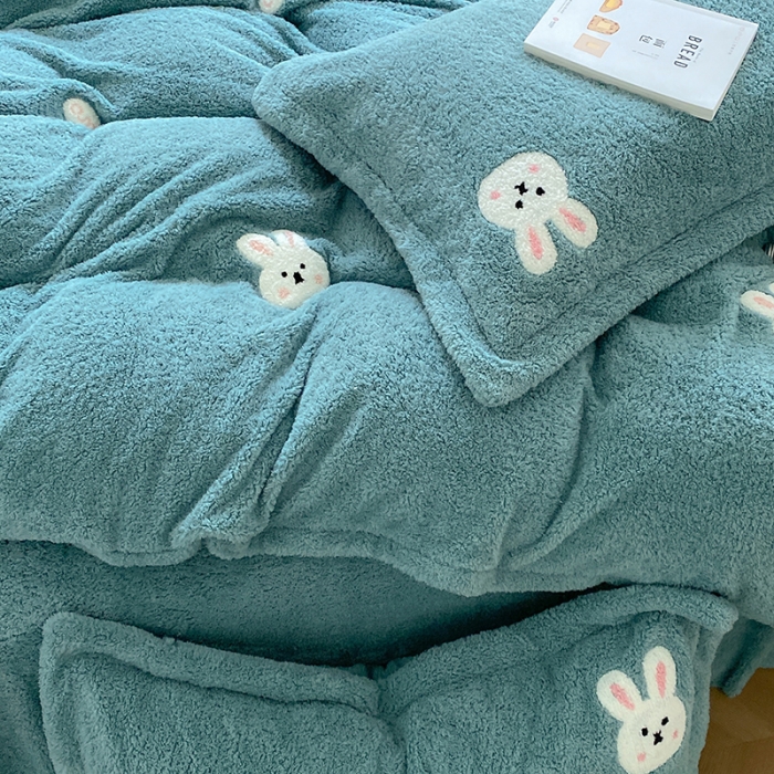 91家纺网 家纺一手货源 找家纺 萝莉家纺 230克高克重软绵绵的泰迪绒四件套 小免蓝