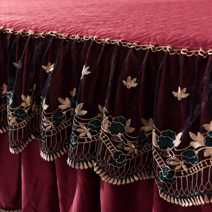 91家纺网 家纺一手货源 找家纺 美达水晶绒纯色夹棉床裙盛世皇朝系列床裙三件套 盛世皇朝-酒红