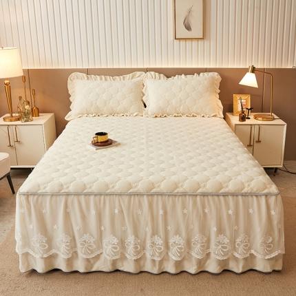 91家纺网 家纺一手货源 找家纺 宜凡2022新款纯色夹棉床裙 米白