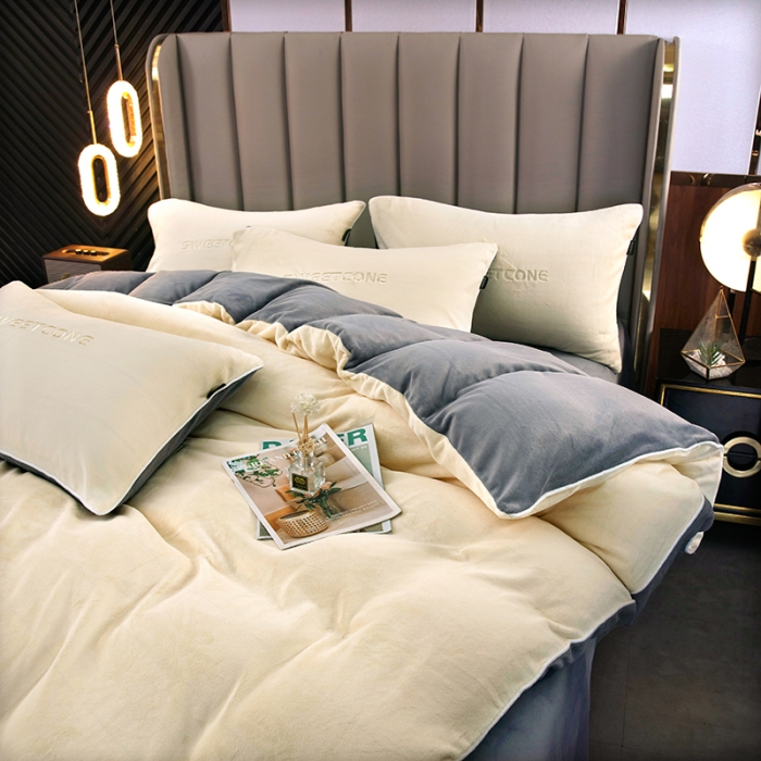 91家纺网 家纺一手货源 找家纺 贝拉梦 2023新款全消光加厚牛奶绒素色绣花四件套系列奶油白