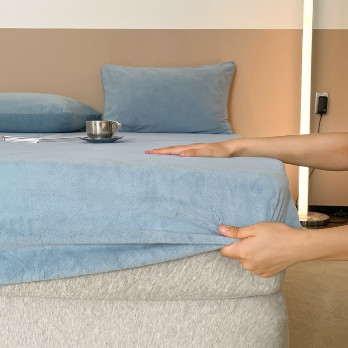 91家纺网 家纺一手货源 找家纺 法芙娜 A类牛奶棉单层床笠 浅蓝