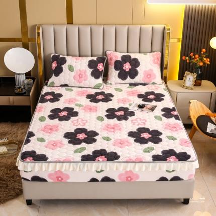 91家纺网 家纺一手货源 找家纺 （总）情煊家纺 2022新款牛奶绒印花单品夹棉床笠花边款