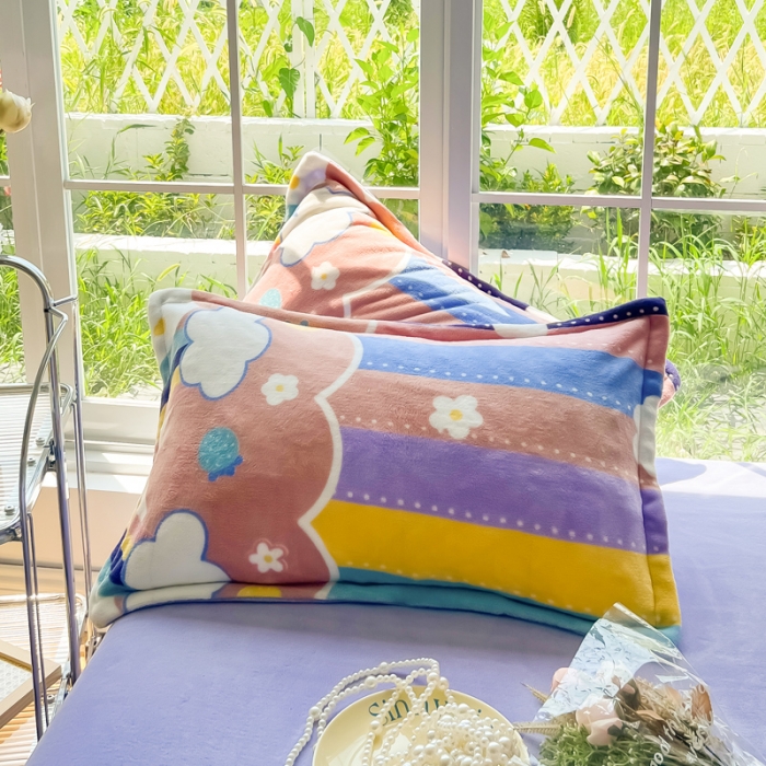 91家纺网 家纺一手货源 找家纺 米莱 2022新款牛奶绒小清新印花四件套 彩虹甜心