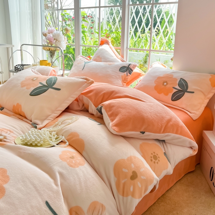 91家纺网 家纺一手货源 找家纺 米莱 2022新款牛奶绒小清新印花四件套 花溪满满