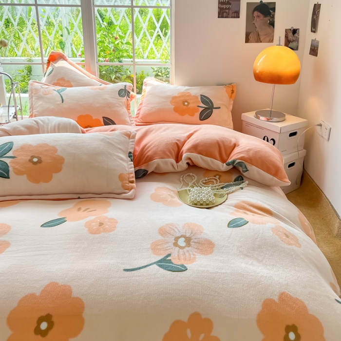 91家纺网 家纺一手货源 找家纺 米莱 2022新款牛奶绒小清新印花四件套 花溪满满