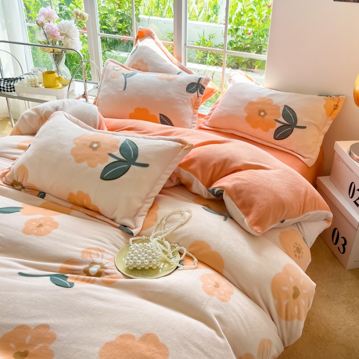 91家纺网 家纺一手货源 找家纺 米莱 2022新款牛奶绒小清新印花四件套 花溪满满