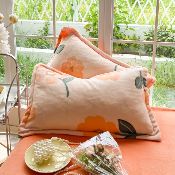 91家纺网 家纺一手货源 找家纺 米莱 2022新款牛奶绒小清新印花四件套 花溪满满