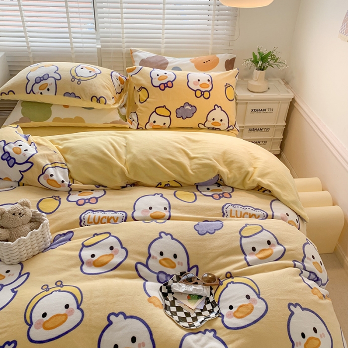 91家纺网 家纺一手货源 找家纺 澳萝拉 2022新款牛奶绒印花四件套 快乐鸭鸭