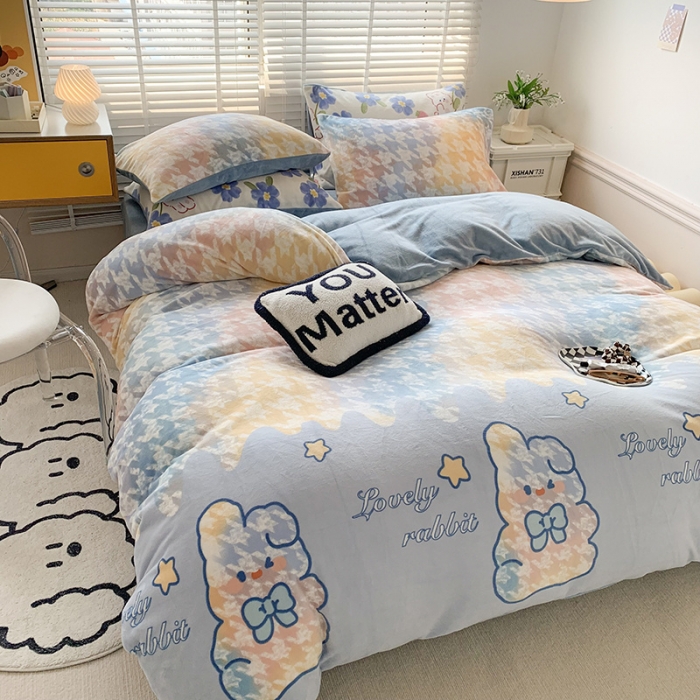 91家纺网 家纺一手货源 找家纺 澳萝拉 2022新款牛奶绒印花四件套 千鸟格兔