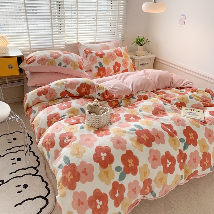 91家纺网 家纺一手货源 找家纺 澳萝拉 2022新款牛奶绒印花四件套 悠然花语