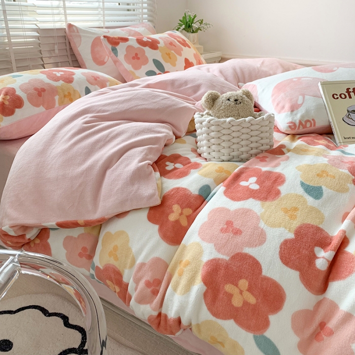 91家纺网 家纺一手货源 找家纺 澳萝拉 2022新款牛奶绒印花四件套 悠然花语