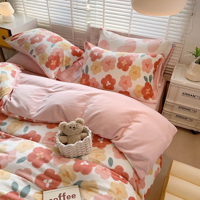 91家纺网 家纺一手货源 找家纺 澳萝拉 2022新款牛奶绒印花四件套 悠然花语